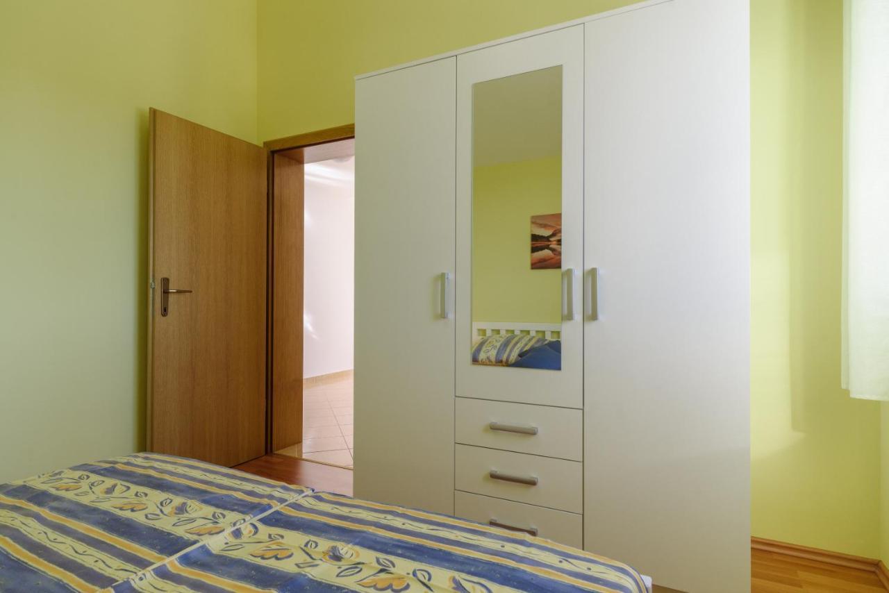 Apartmani Emil Trogir Bagian luar foto