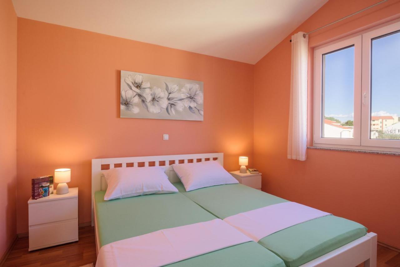 Apartmani Emil Trogir Bagian luar foto