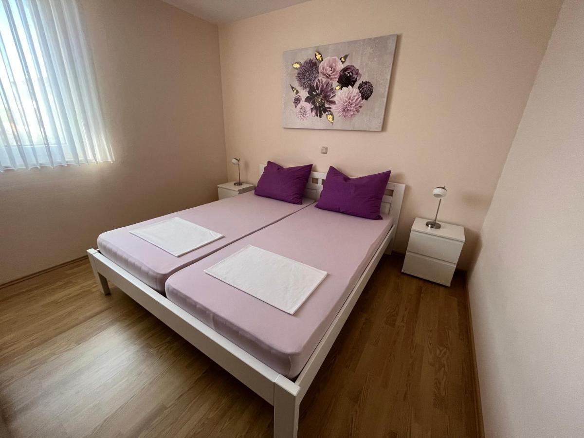 Apartmani Emil Trogir Bagian luar foto