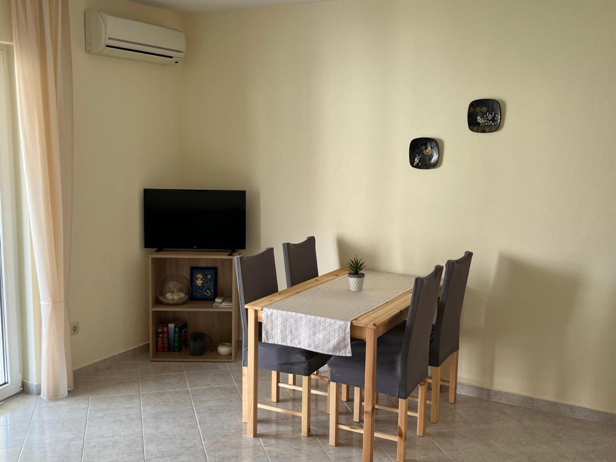 Apartmani Emil Trogir Bagian luar foto